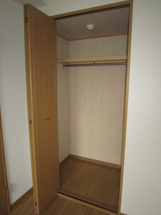 物件内観写真9　(収納)