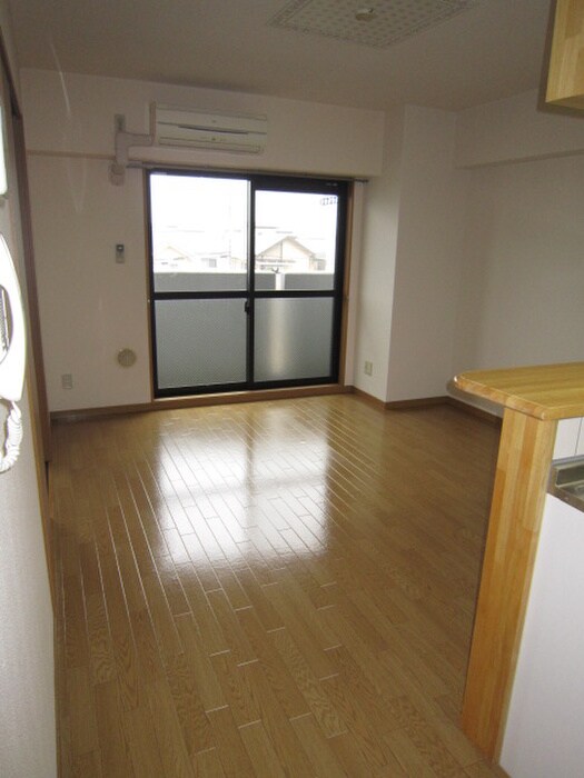 物件内観写真13　(居室)