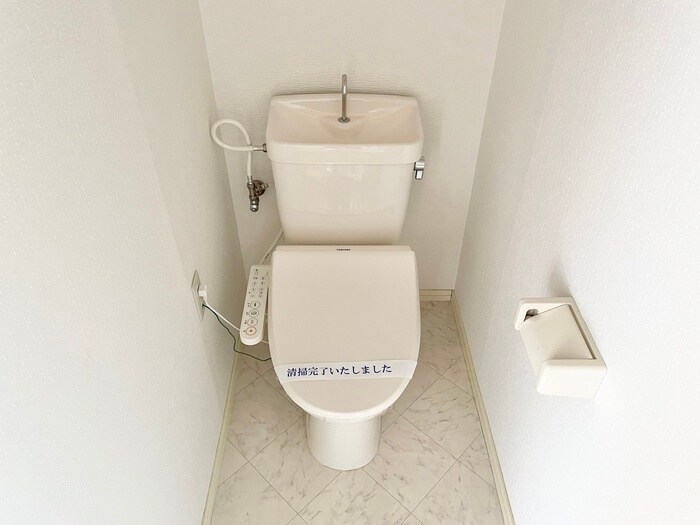 物件内観写真14　(トイレ)