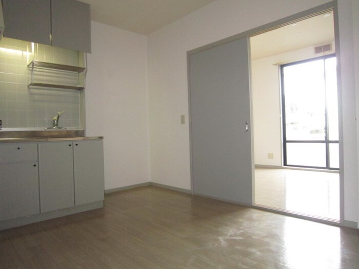 物件内観写真11　(居室)