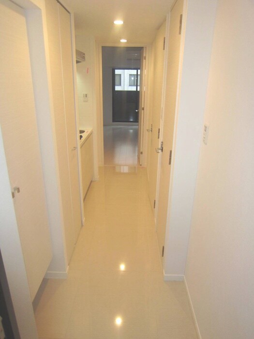 物件内観写真13　(廊下)