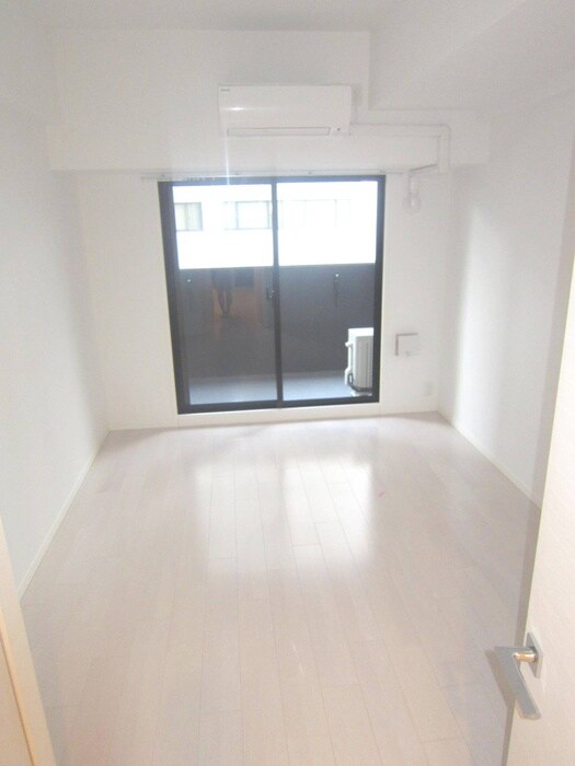 物件内観写真15　(居室)