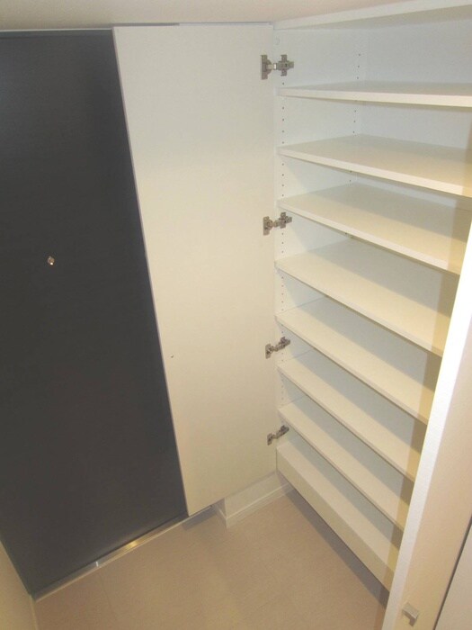 物件内観写真17　(靴箱)