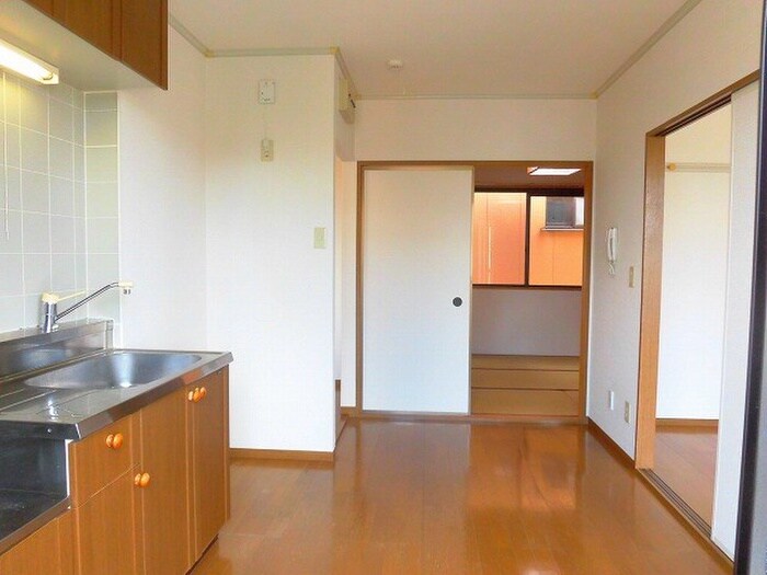 物件内観写真6　(居室)