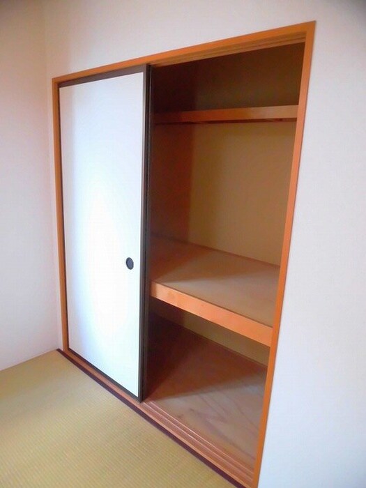 物件内観写真9　(収納)