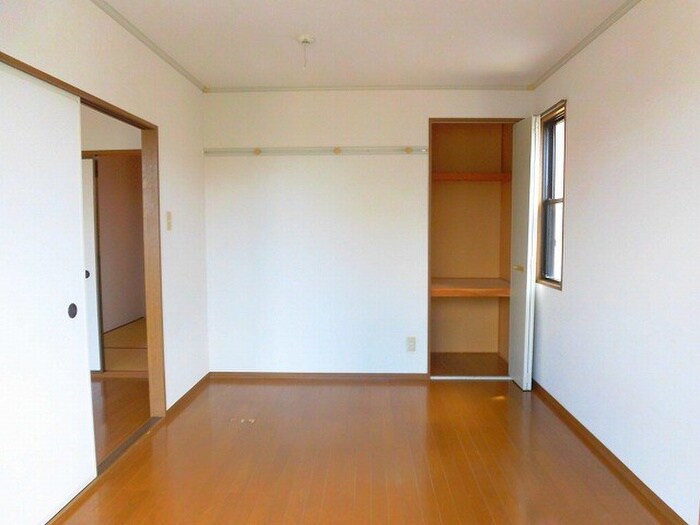 物件内観写真11　(居室)