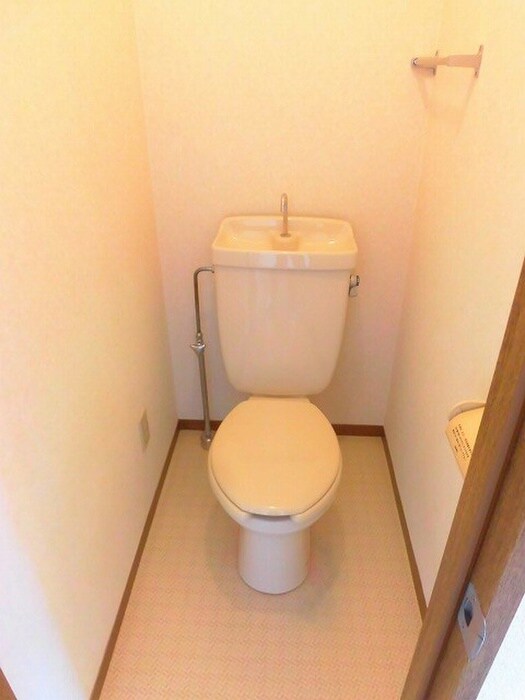 物件内観写真14　(トイレ)