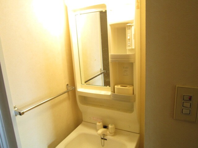 物件内観写真12　(洗面)