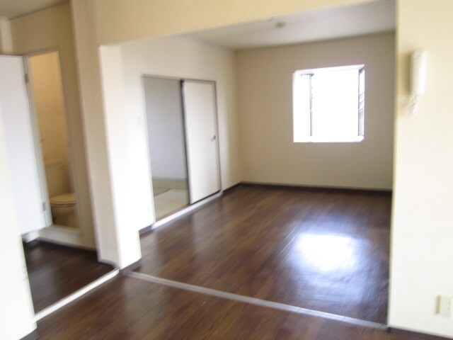 物件内観写真16　(居室)