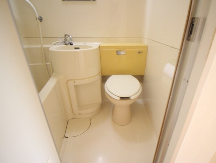 物件内観写真12　(トイレ)