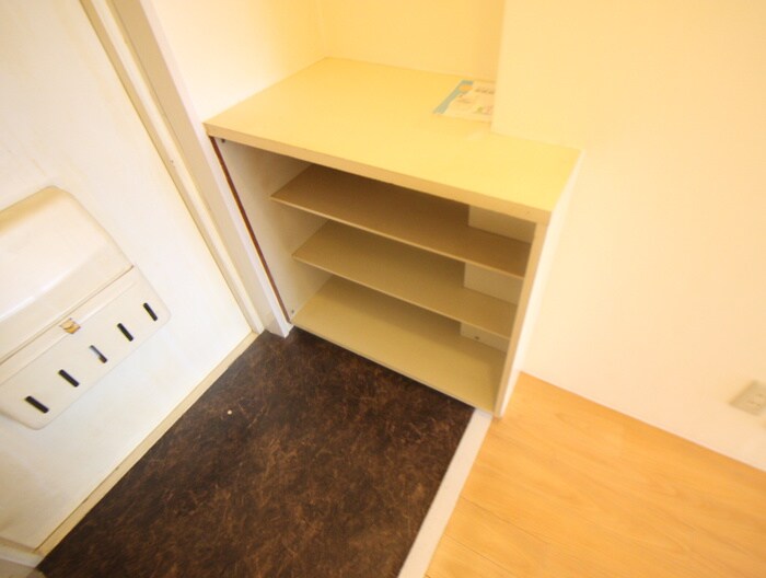 物件内観写真16　(靴箱)