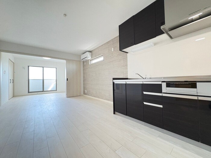 物件内観写真9　(居室)