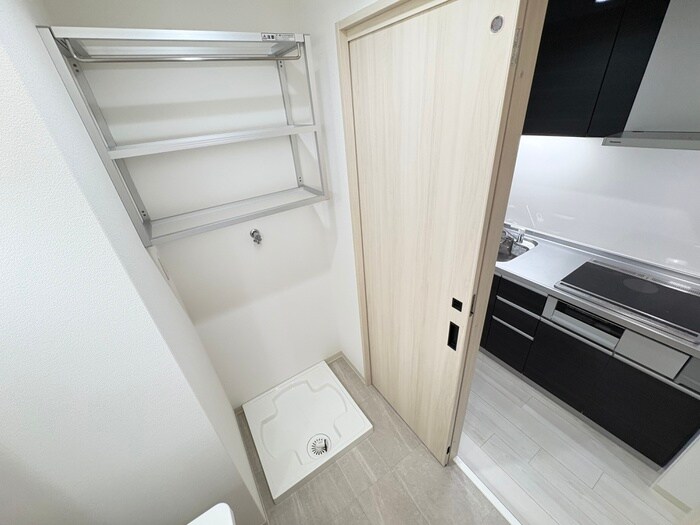 物件内観写真11　(洗濯機置場)