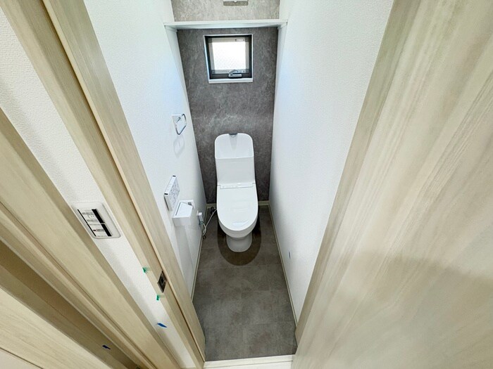 物件内観写真12　(トイレ)