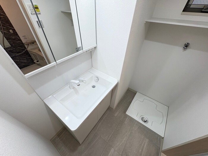 物件内観写真12　(洗面)