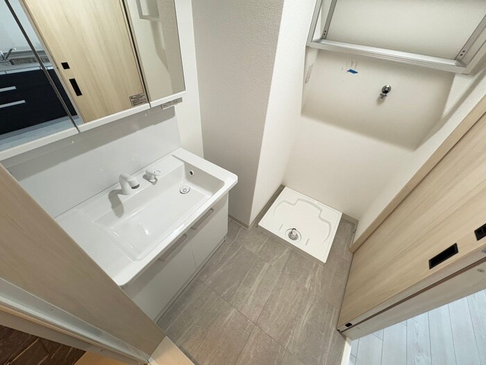 物件内観写真12　(洗面)