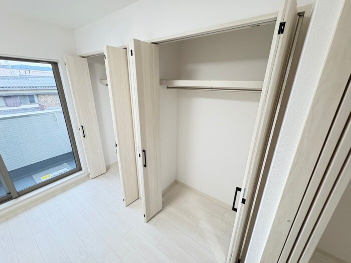 物件内観写真15　(収納)