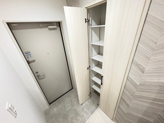 物件内観写真19　(靴箱)