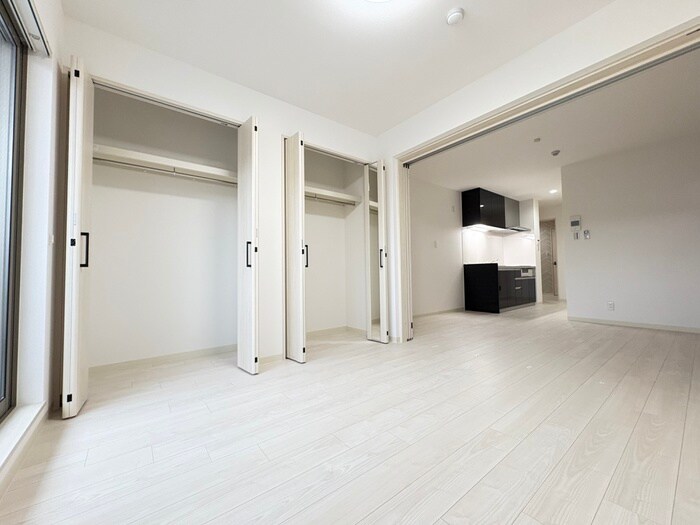 物件内観写真19　(居室)