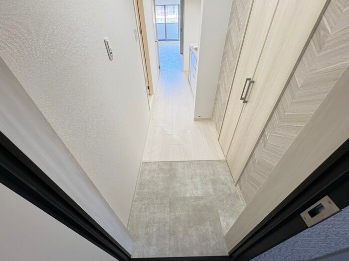 物件内観写真19　(玄関)