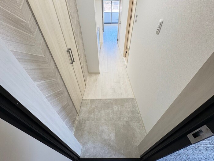 物件内観写真20　(玄関)