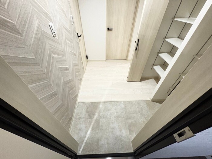 物件内観写真20　(玄関)