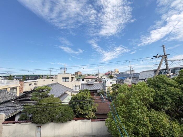 物件内観写真22　(室内からの展望)