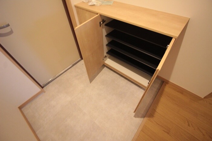 物件内観写真7　(靴箱)