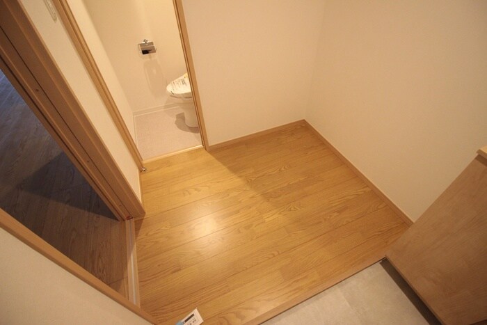 物件内観写真9　(廊下)