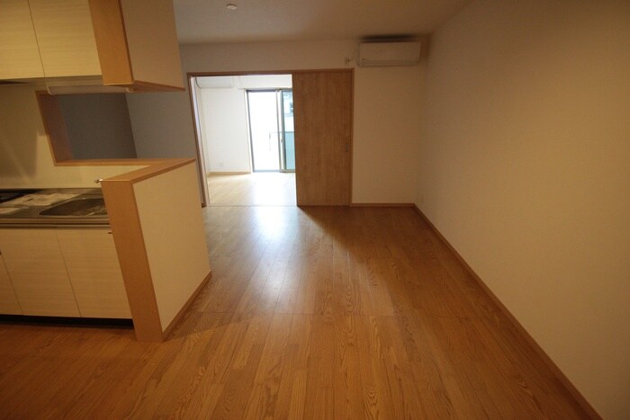 物件内観写真11　(居室)