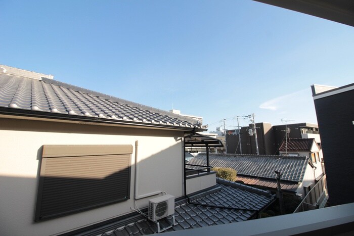 物件内観写真13　(室内からの展望)