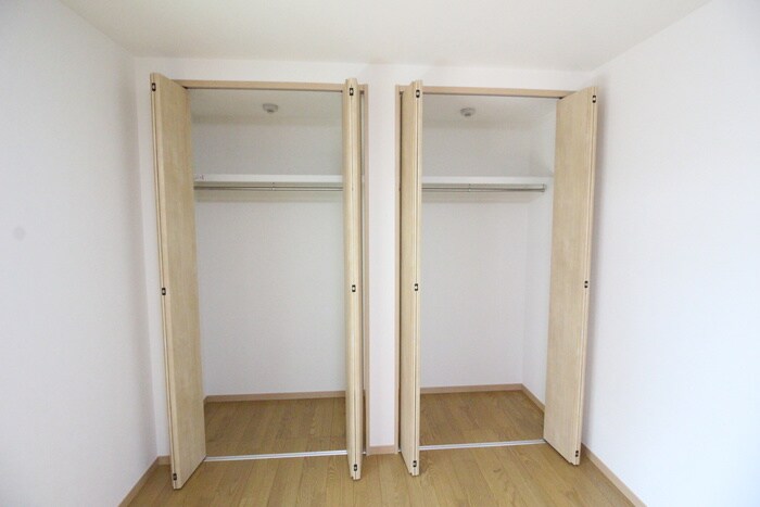 物件内観写真16　(収納)