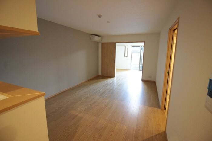 物件内観写真16　(居室)