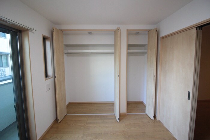 物件内観写真16　(収納)