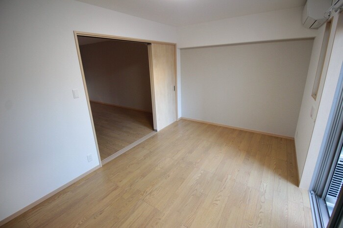 物件内観写真21　(居室)