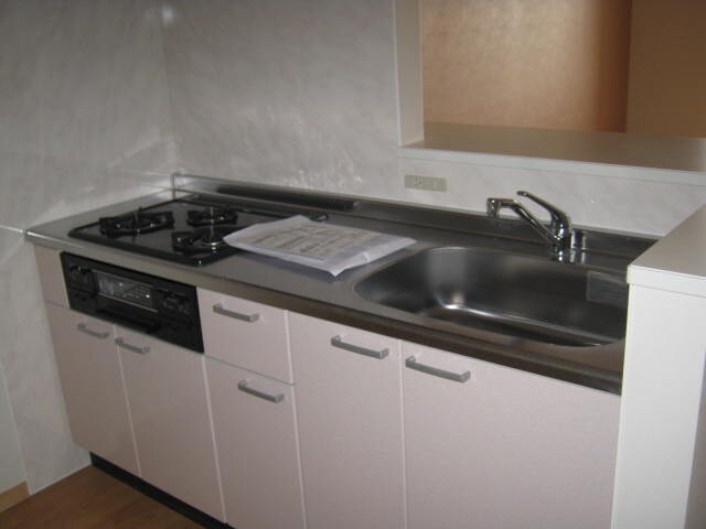 物件内観写真8　(内観写真)