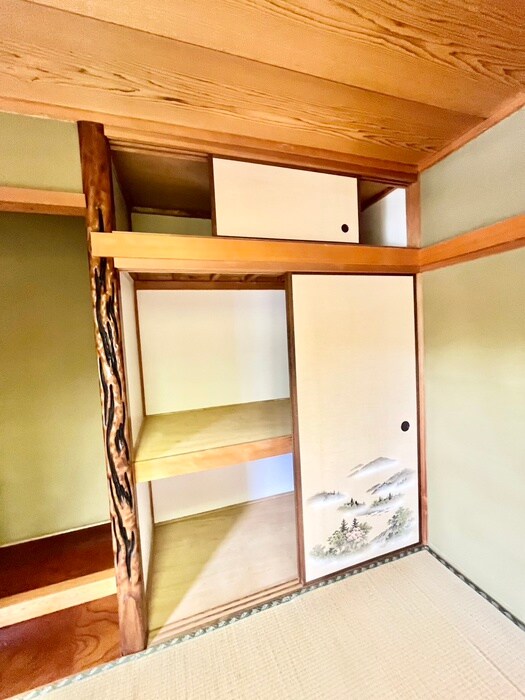 物件内観写真15　(収納)