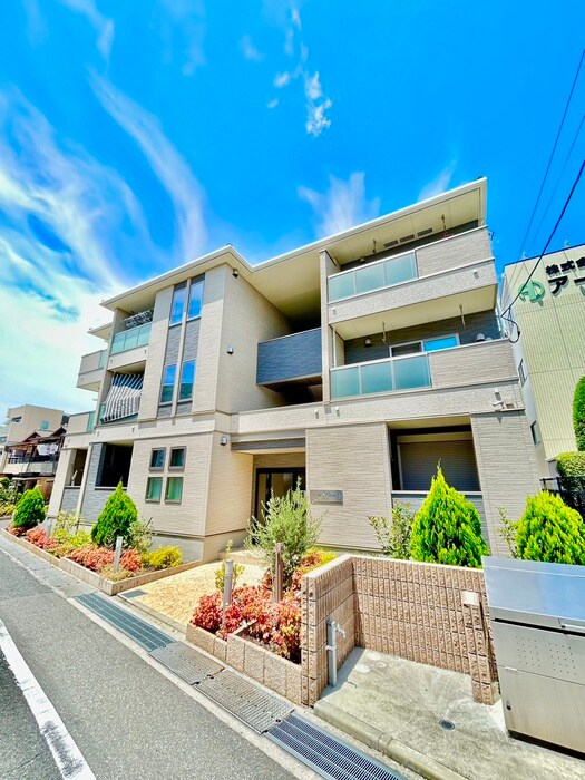 物件外観写真2　(外観写真)