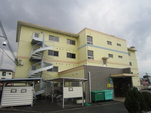 ヒルズ上野芝３号館外観写真