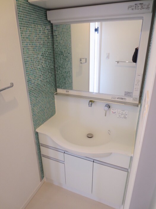 物件内観写真11　(洗面)