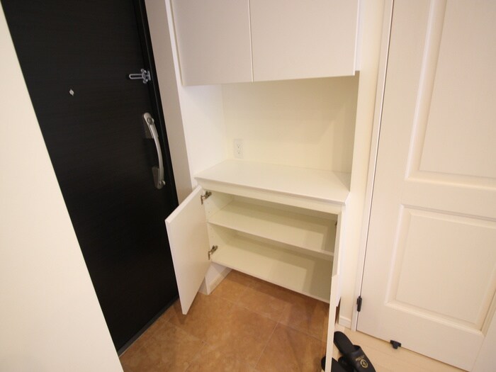 物件内観写真16　(靴箱)