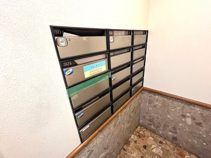 物件外観写真4　(建物設備)