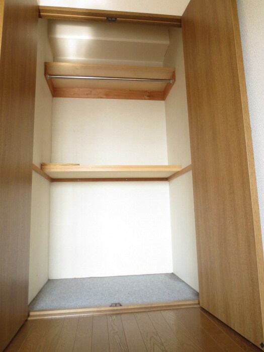 物件内観写真13　(収納)
