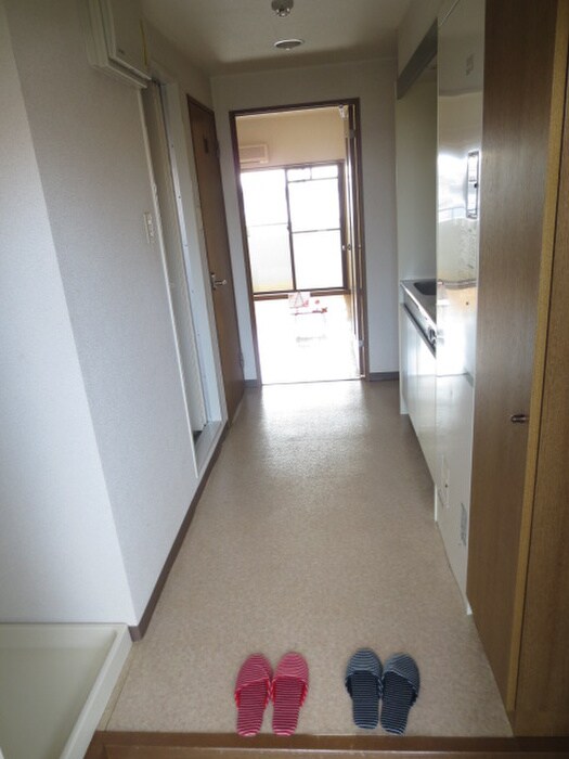 物件内観写真15　(玄関)