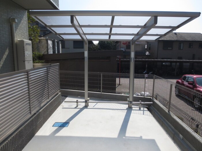 物件外観写真3　(駐輪場)