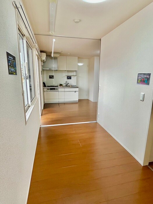 物件内観写真10　(居室)