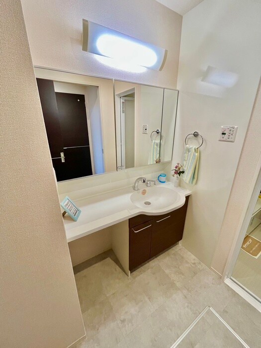 物件内観写真14　(洗面)