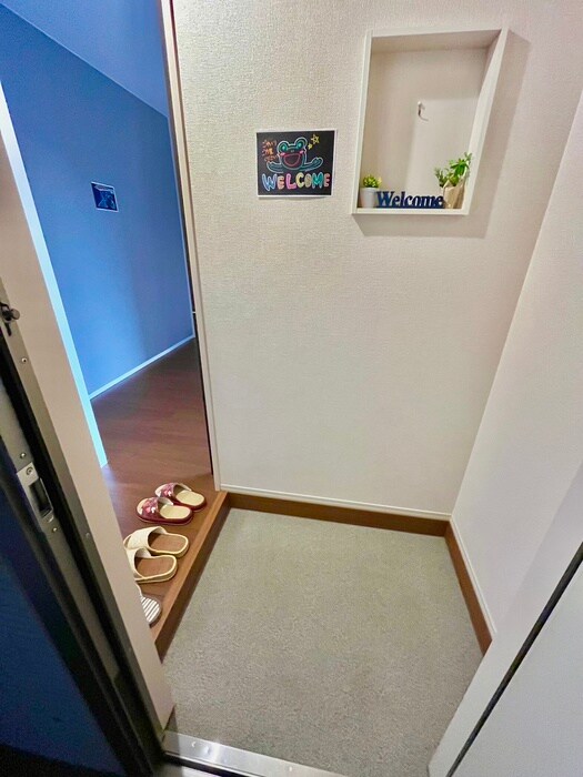 物件内観写真16　(玄関)