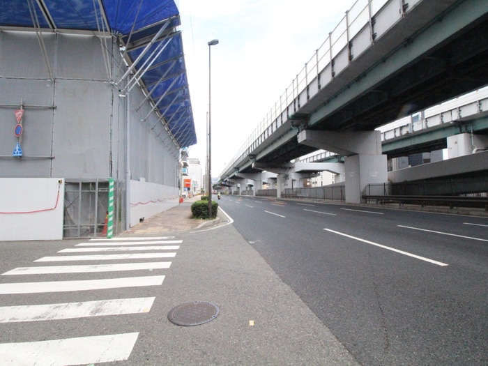 ｴｽﾘｰﾄﾞ神戸兵庫駅ﾏﾘｰﾅｽｸｴｱ(811)の物件外観写真