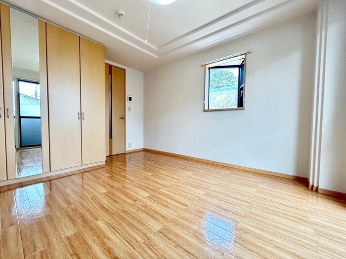 物件内観写真19　(居室)